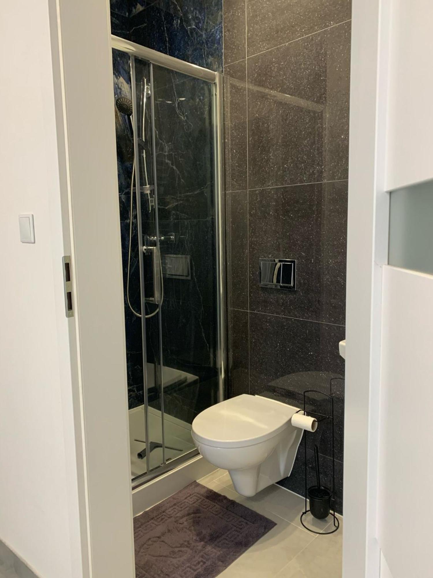 Apartamenty Sw.Rocha Бялисток Екстериор снимка
